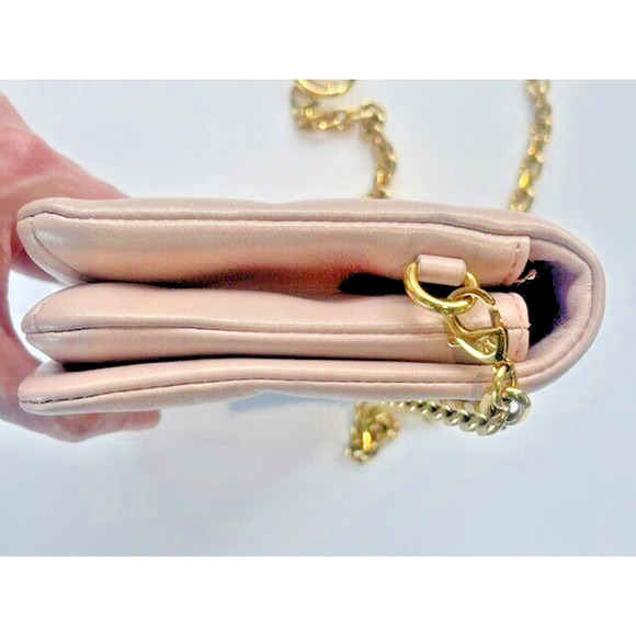 RARE Louis Vuitton Rose Coussin Pochette Heart Love Embossed Lambskin Crossbody - Picture 9 of 16